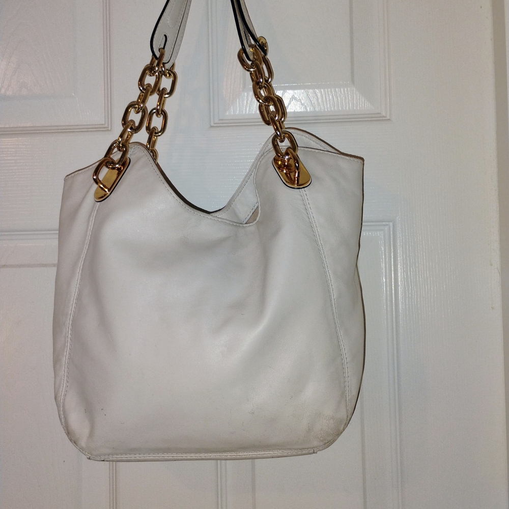 Michael Kors White Shoulder Bag with Gold Accents - Picture 2 of 3